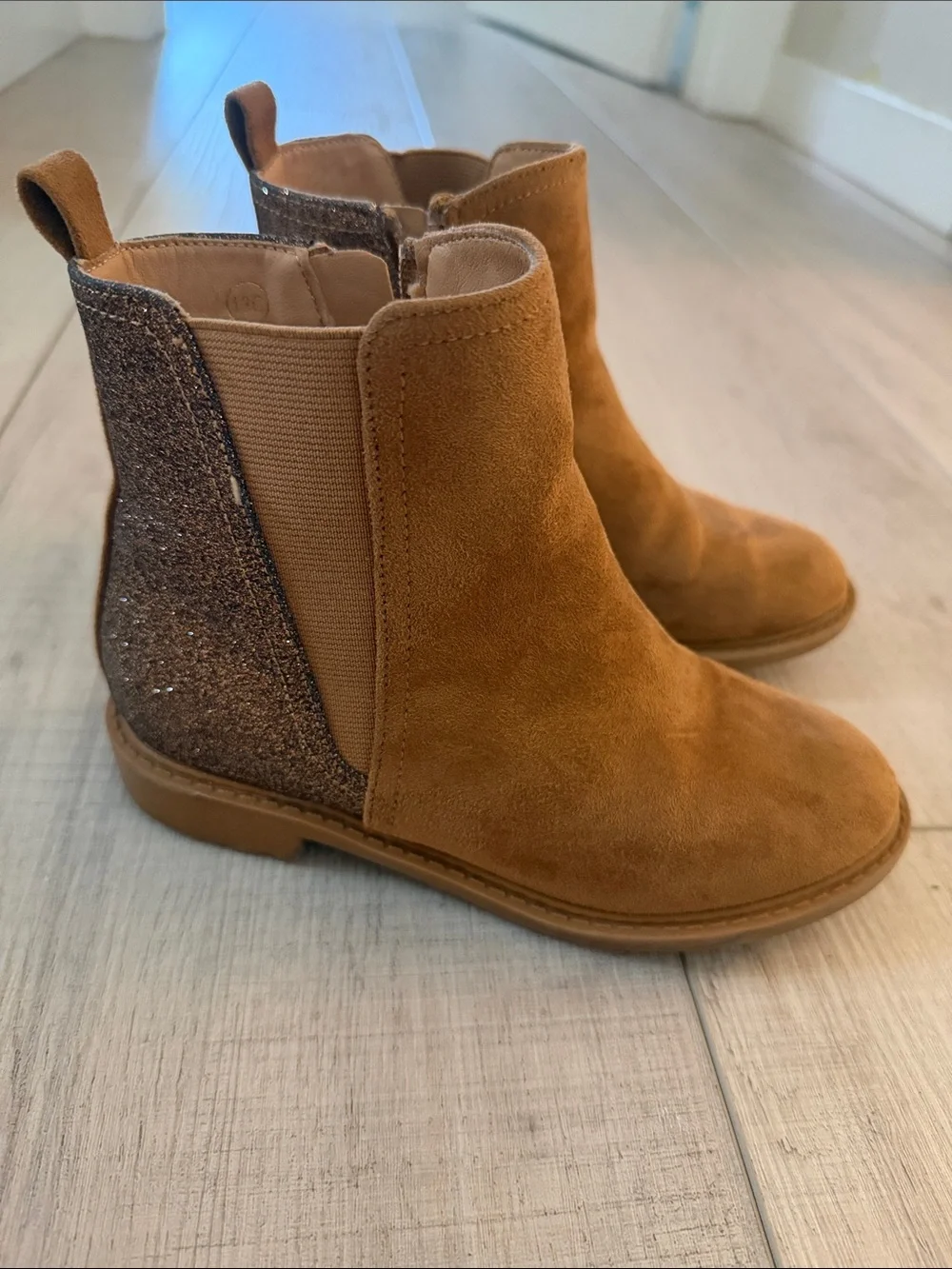 Girls Sparkly Faux Suede Boots